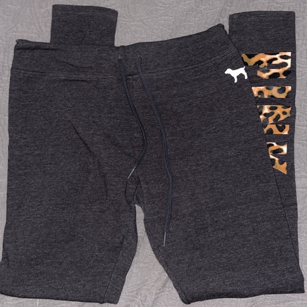 VS PINK fleece lined leggings
